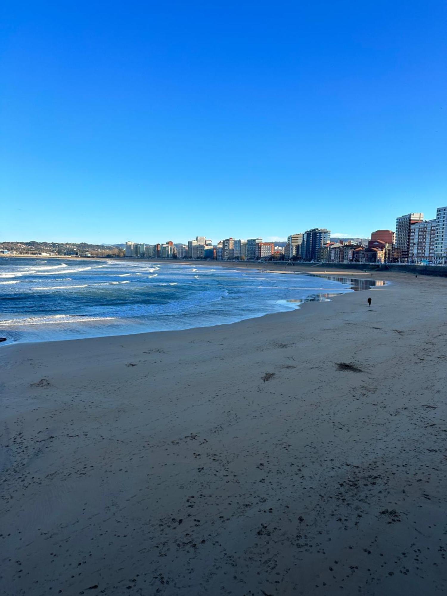 شقة Apartamento Playa San Lorenzo خيخون المظهر الخارجي الصورة